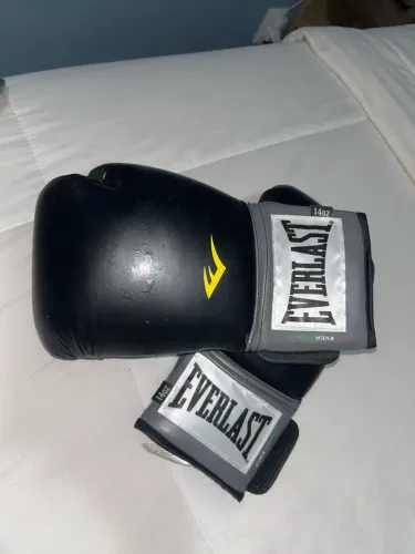 Luva Everlast