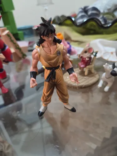 Boneco Action Figure Yamcha Dragon Ball Z Colecionável