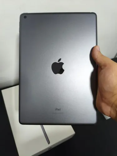 iPad 9ª Geração 256GB Apple | Excelente Estado | 10.2" Tela Retina