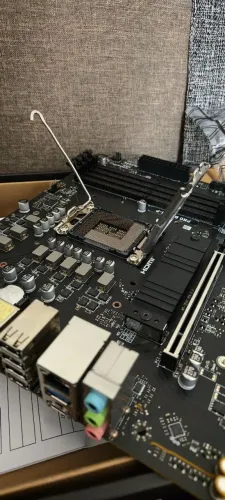 Placa Mãe DDR5 LGA 1700