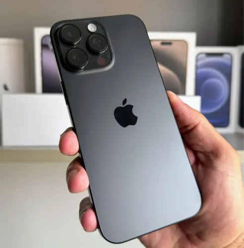 Iphone 16 PRO MAX 256gb Preto Titanium