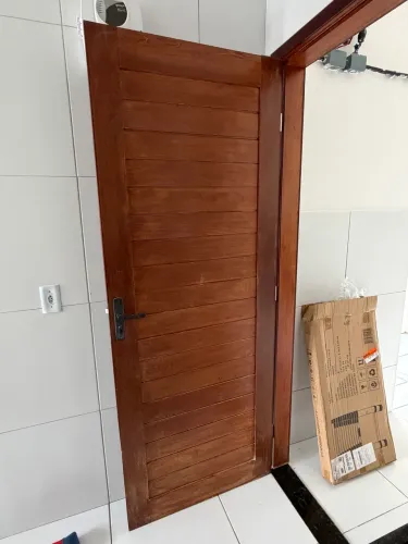Porta Jatobá