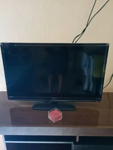 TV de Plasma 32 polegadas Philips (COM DEFEITO))