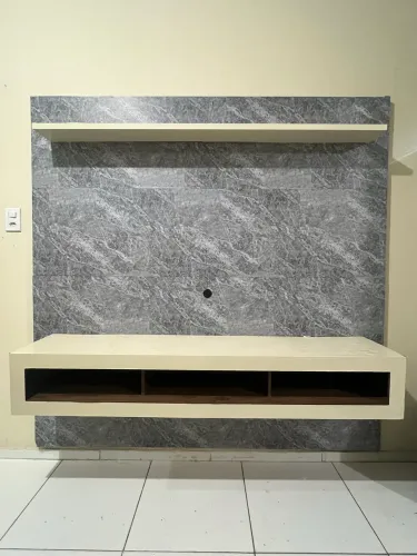 Vende-se Painel / Rack para Sala