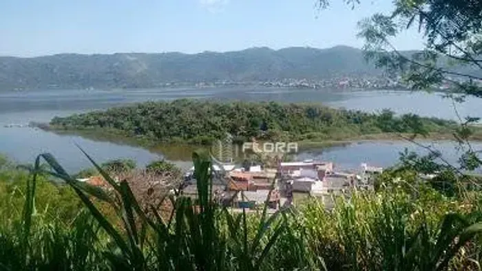 Terreno à venda, 377 m² por R$ 250.000,00 - Camboinhas - Niterói/RJ