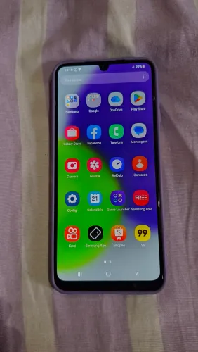 Vendo o celular A 22  interessado me chama no zap *
