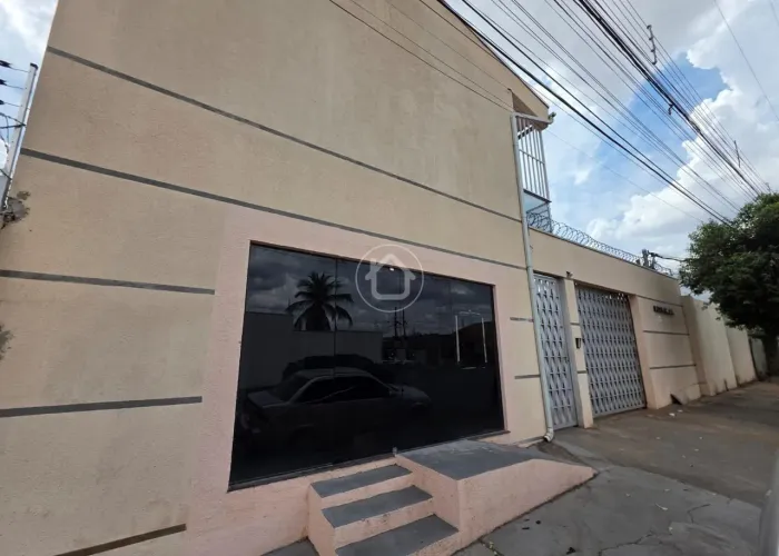 SALA COMERCIAL PRÓXIMO A ESCOLA ADVENTISTA
