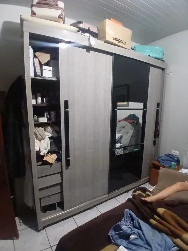 Guarda roupa casal