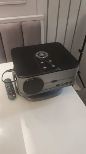 Projetor potente de verdade!