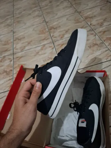 Tênis Nike couro ligação cnvs original (pouco usado)
