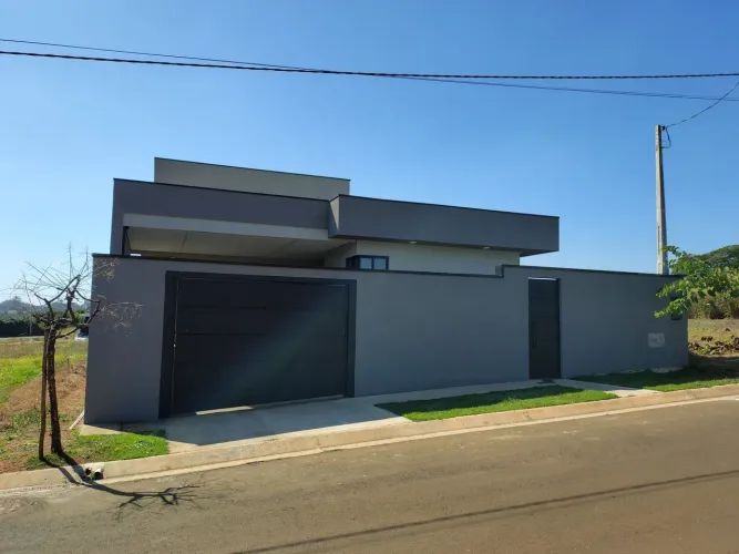 CASA HOLAMBRA / FLORABELLA / VENDO / ALUGO