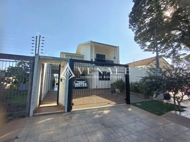 Sobrado à venda em Maringá, Distrito de Iguatemi (Iguatemi), com 4 quartos, com 229.16 m²