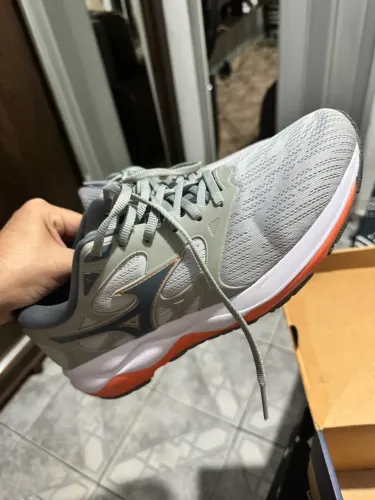 Tênis Mizuno Falcon 3