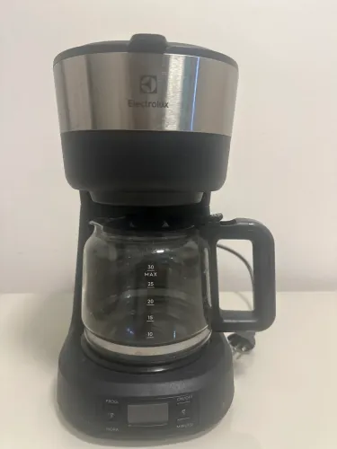 CAFETEIRA ELETROLUX 30 cafezinhos