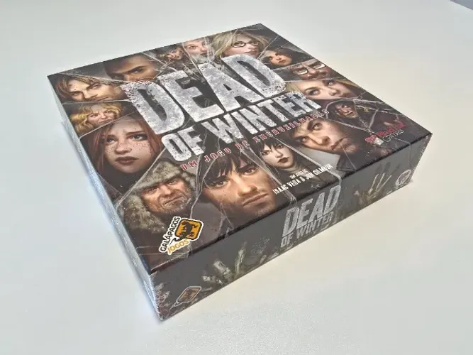 [Frete Grátis] Dead Of Winter: Um Jogo De Encruzilhadas - Em Perfeito Estado, com Brindes