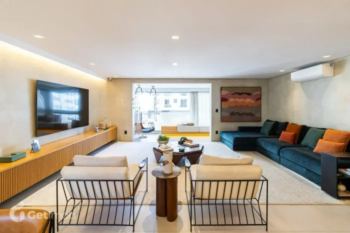 Apartamento de Luxo Reformado na Santa Cecília Higienópolis: 210m², 3 Suítes e 3 Vagas na