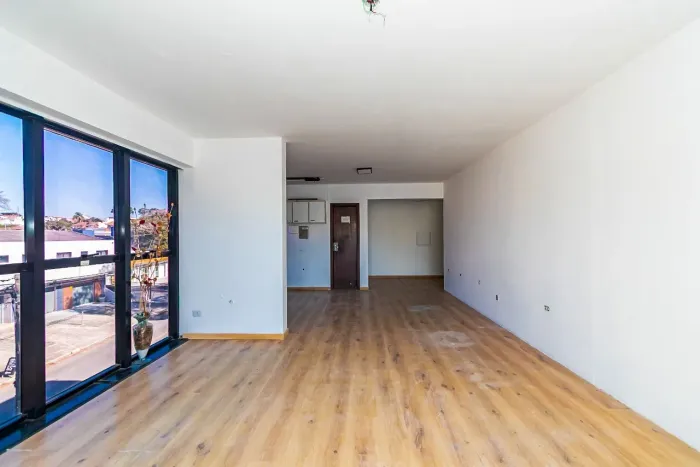 Sala para alugar, 44 m² por R$ 2.060 + TAXAS/mês - Guabirotuba - Curitiba/PR