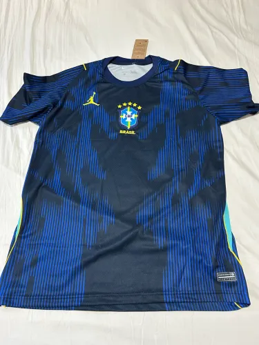 Camiseta Seleção Brasileira - Tamanho GG (veste G)
