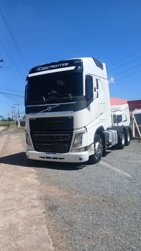VOLVO FH 540 6X4 TRAÇADO 2020 - 2020 - BRANCO