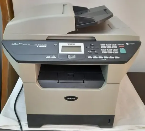 Impressora USADA Brother Laser Monocromática Multifuncional DCP 8065dn, Funcionando.