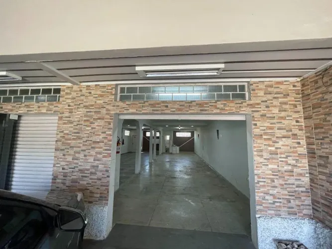 Loja para locação Rua Tavares de Lyra - 3565 Iná - São José dos Pinhais - PR