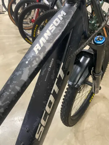 Bike elétrica Scott Ransom 910 L Semi-nova