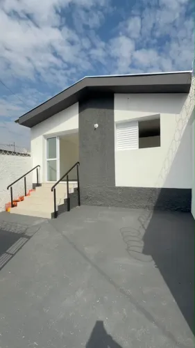 Casa para locação 3 dormitórios sendo 1 suíte