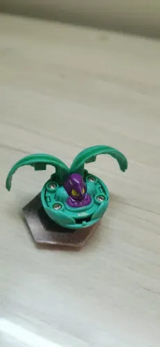 Bakugan Ventus Ravenoid