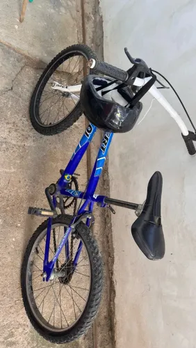 Bicicleta usada para criança de 5/7 anos