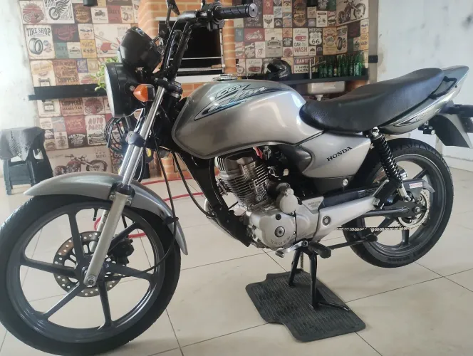 Titan 125