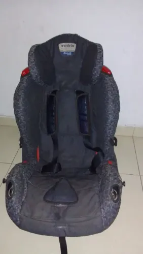 Cadeira para criança de 3  até 7 anos 