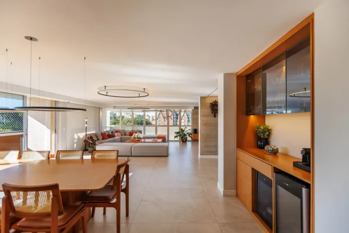 Apartamento à venda no Bigorrilho no Edifício Renata ARYA1