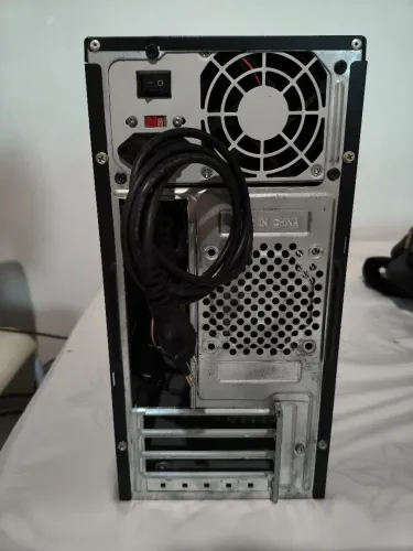 gabinete mais fonte ATX 