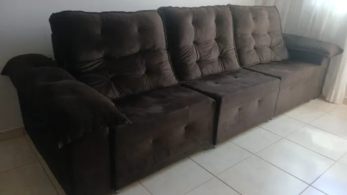 Sofá Retrátil 3 Metros Marrom Suede Semi-Novo - Excelente Estado