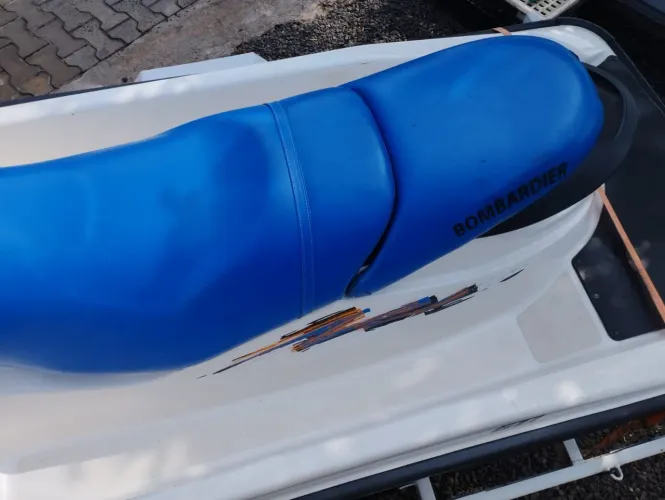 Jet-ski sea doo 2005