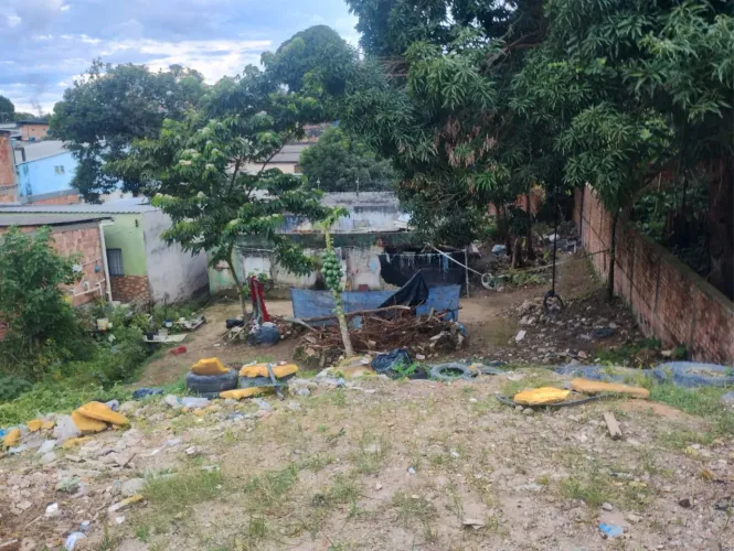 Terreno medindo 16x40