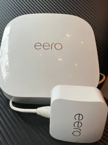 Amazon eero Pro 6E Wi-Fi 6E Mesh Tri-Band + Fonte