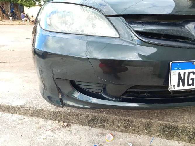 Honda Civic Sedan LX 1.7 16V 115cv Mec. 4P 2005