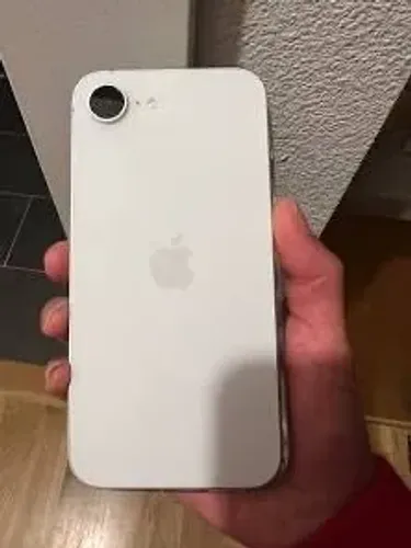IPHONE 16 E NOVO