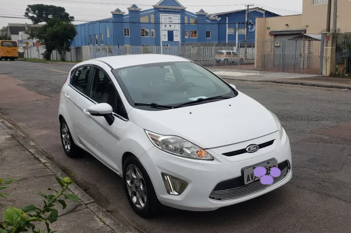 Ford Fiesta SE 1.6 16V Flex 5P 2013