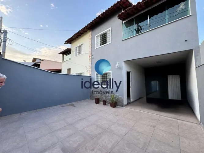 CASA GEMINADA INDIVIDUAL NO BAIRRO SANTA TEREZINHA