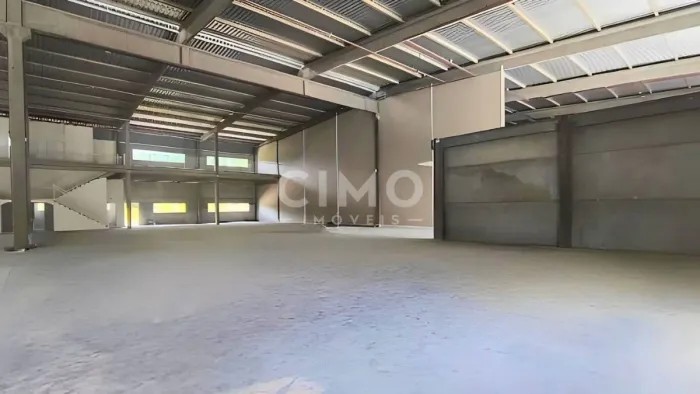 Galpão Industrial Gaspar - Bairro Belchior Central 1.800 m²