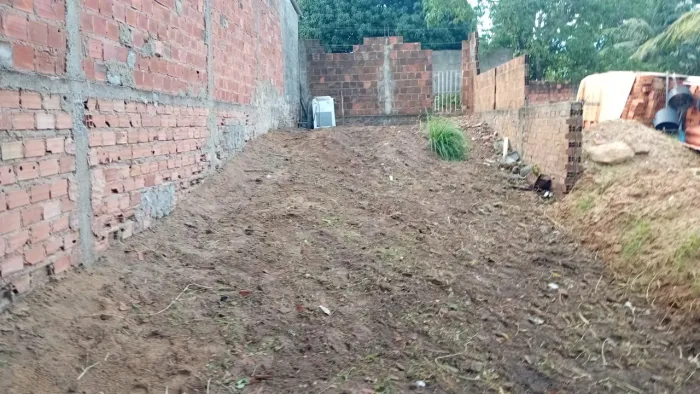 Terreno localizado em Rua Oceano Índico, Ipioca, Maceió/AL.