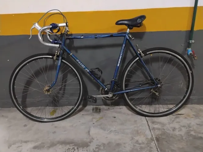 Bicicleta Caloi aro 26.
