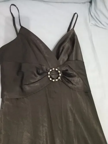 Vestido longo de cetim preto
