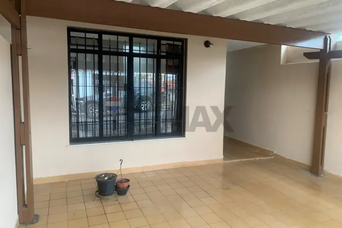 Sobrado 3 dorms para locação no Jardim Monte Kemel