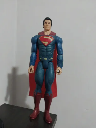 Boneco original do Superman, articulado, TM & DC Comics, 2015 Mattel