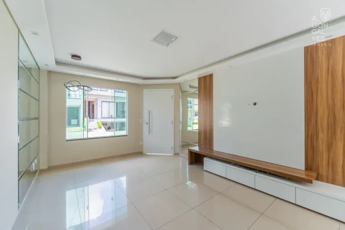 Casa em Condomínio Green Line, 03 Quartos, 03 Vagas, Pinheirinho, Curitiba
