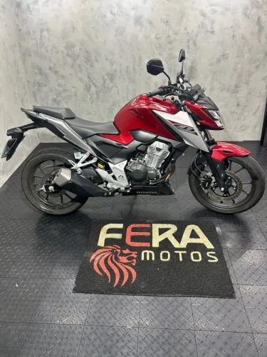 A Honda CB 300F Twister Flex 2026 