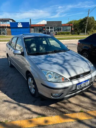 Ford Focus Ghia Sed. 2.0 16v/ 2.0 16V Flex 4P 2007
